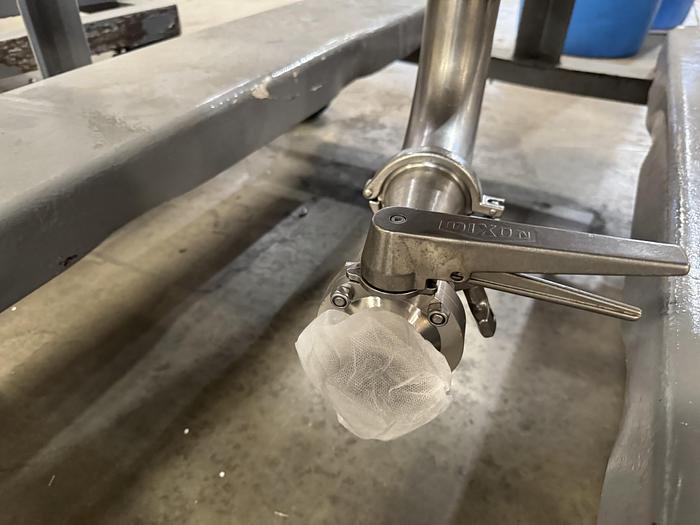 Used Tank, 750 Gallon, Stainless Steel, Cone Bottom,