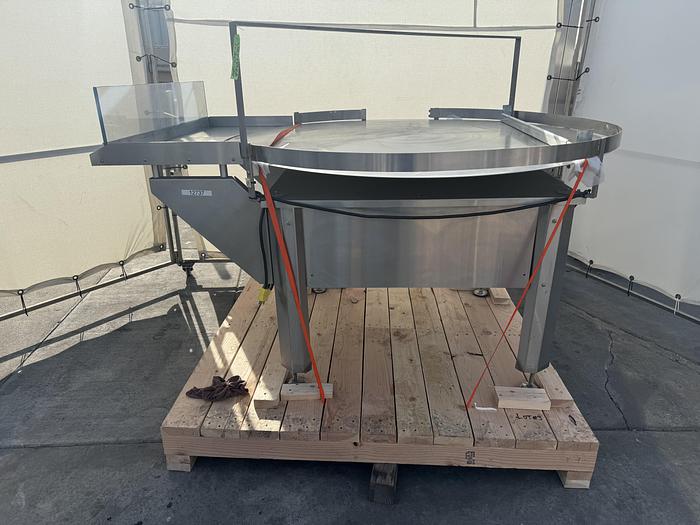 Used Aesus Accumulating Table 60'' Diameter