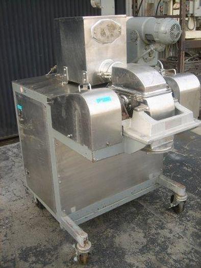Used Fitzmill Model U, screw-feed, 6" throat