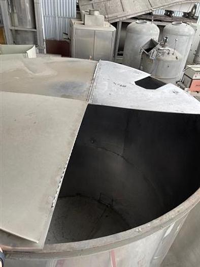 Used 2000 Gallon S.S.Tank