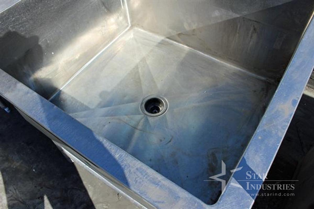 Used Stainless Steel Washing Table 8' x 3'