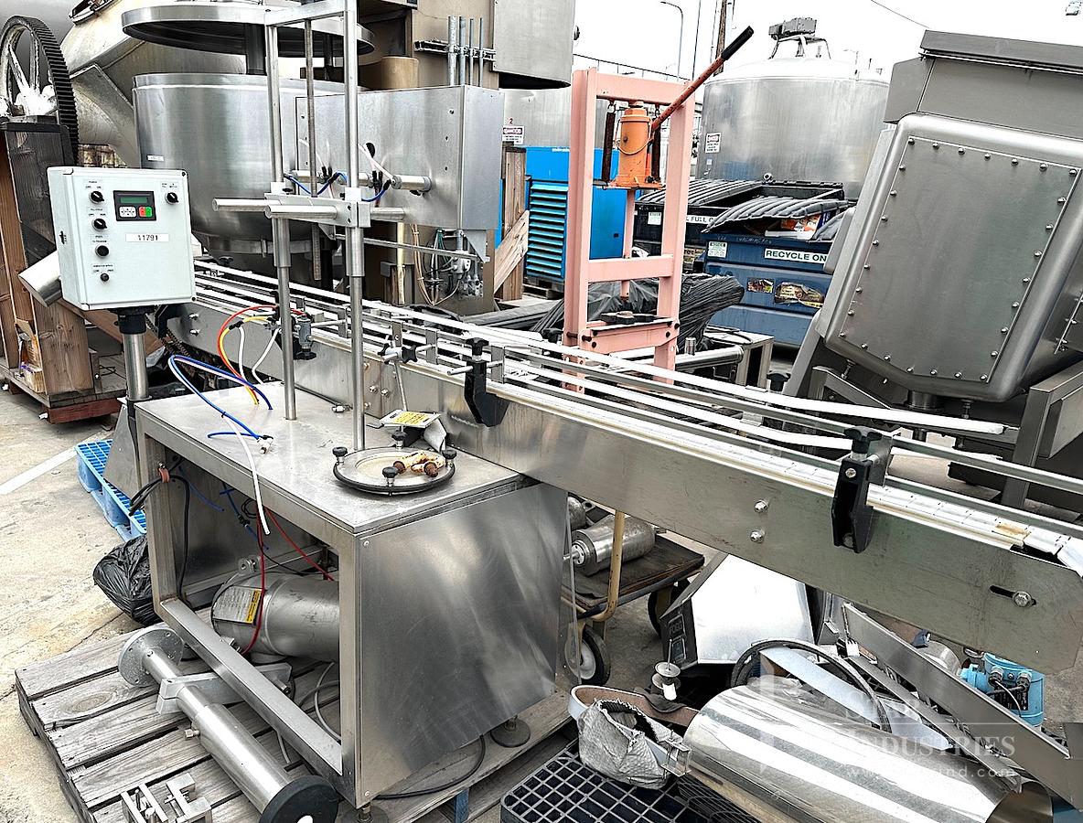 Used Accutek Pinch 25 Liquid Filler-incomplete