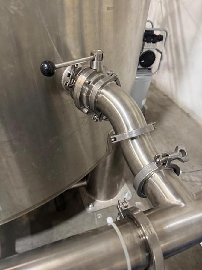 Used 6,800 gallon Silo Tank