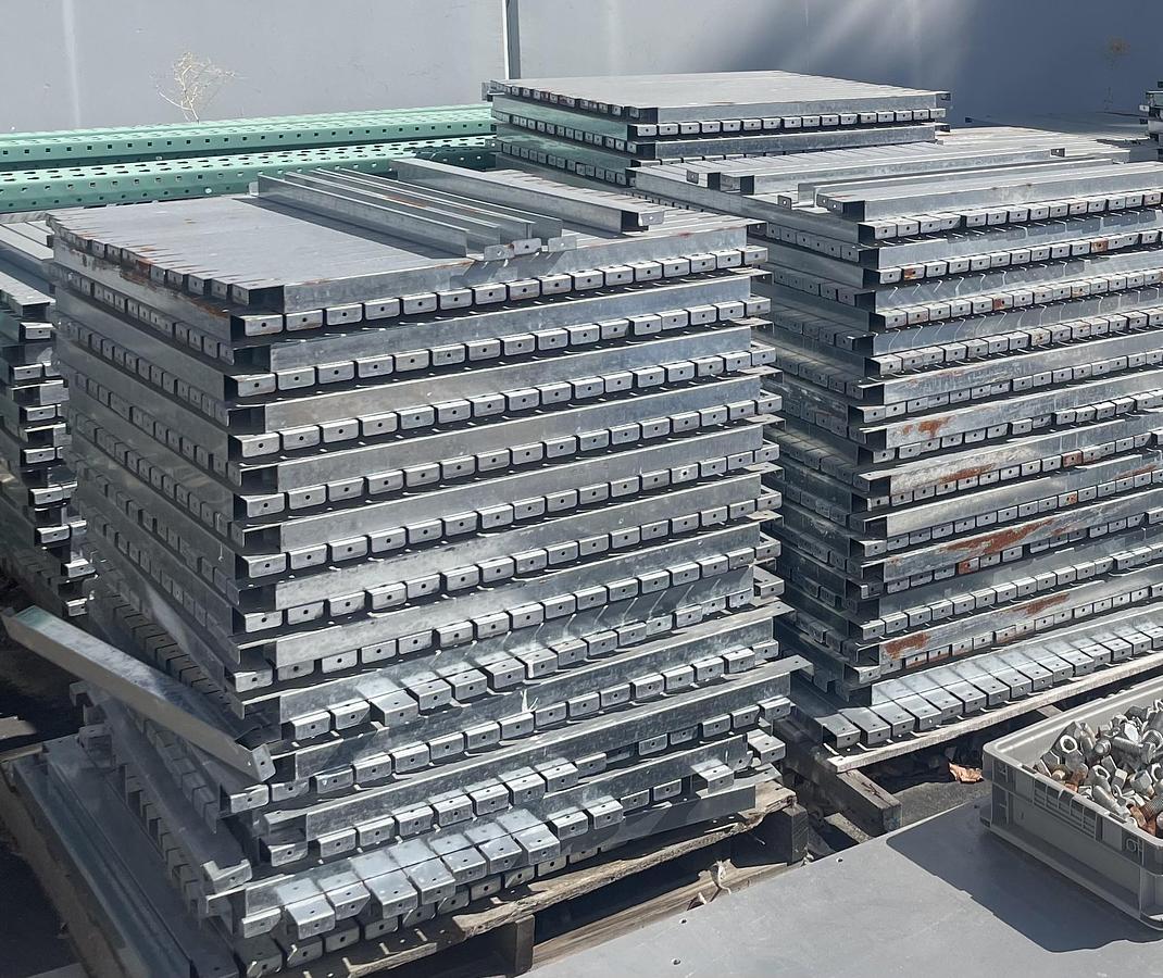 Used Steel King Waterfall Pallet Support