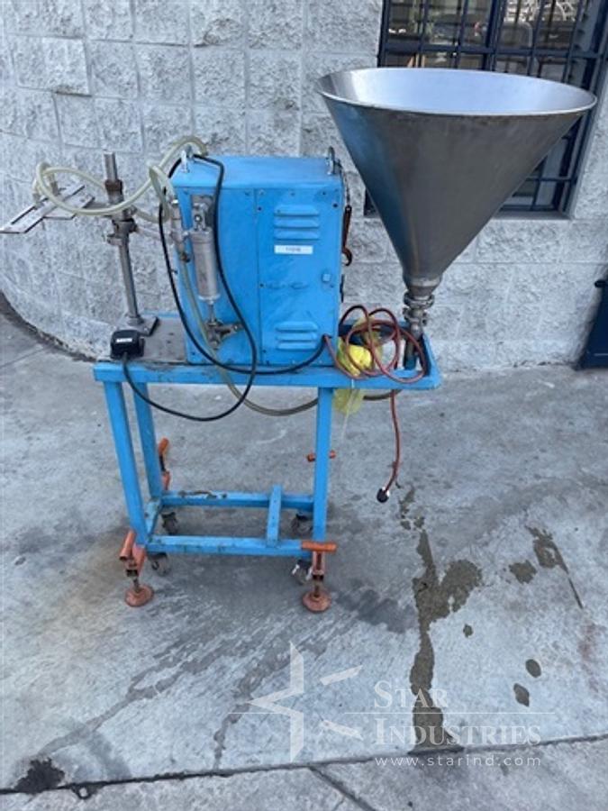 Used Filamatic D8B Piston Filler