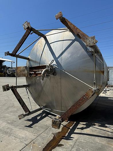Used Stainless Steel 6,000 Gallon Jacketed & Double Motion Agitated Tank with scraper agitation and center agitation with turbine blade paddles
