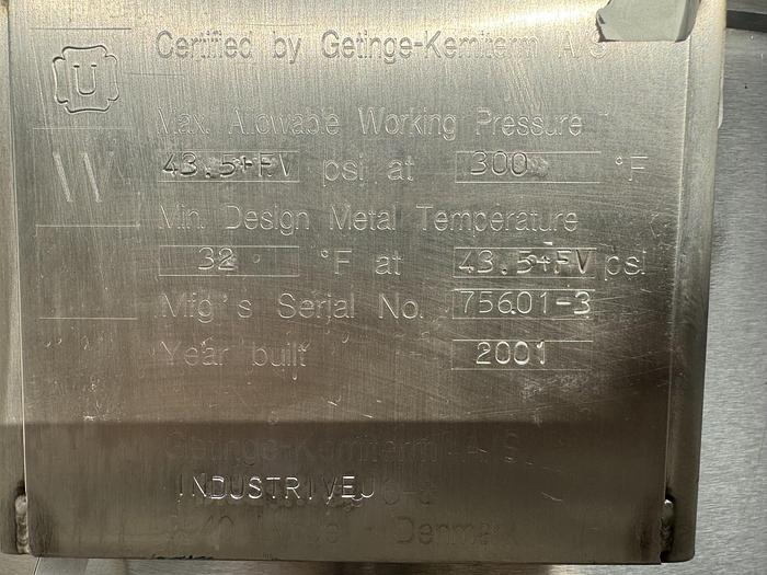 Used 1,000 liter Getinge S.S. Pressure Vessal, Insulated