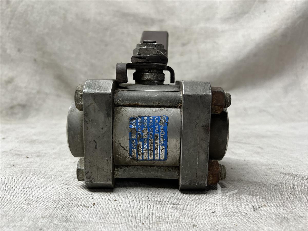 Used DynaQuip Stainless Steel Shut-Off Ball Valve