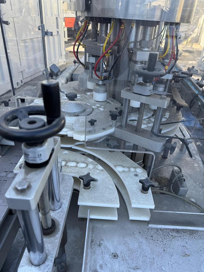 Used Capmatic Rotary Capper