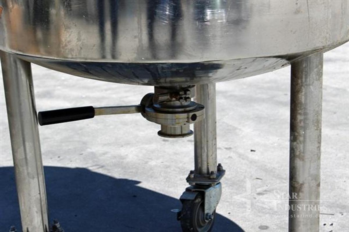Used S.S. Tank w/ Pneumatic Mixer