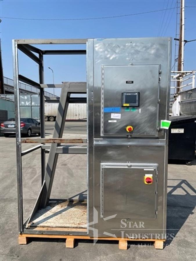Used 30 c.f. Gemco S.S. Slant Cone Blender w/ Gemcomatic Drum Lift
