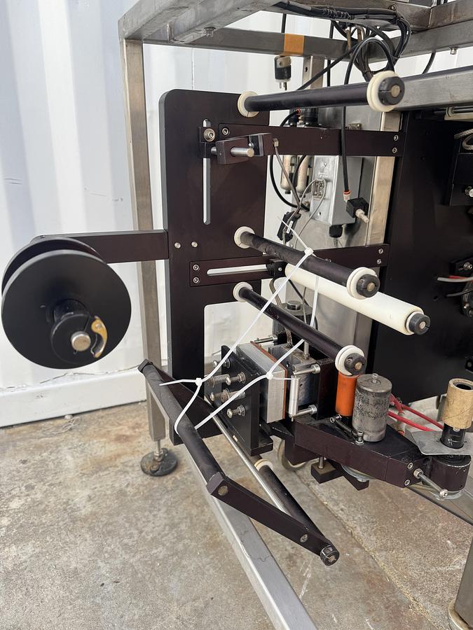 Used Go Packer 3000 with Disc Feed