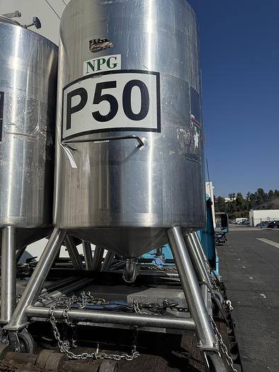 Used Tank, 450 Gallon, 316 Stainless Steel, Dome Top, Cone Bottom, Portable
