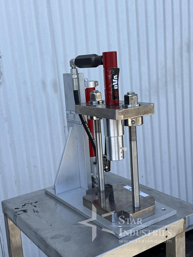 Used Globe Pharma Compaction Machine - Single Punch