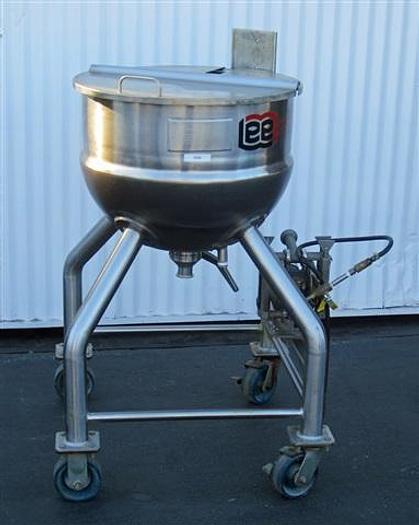 Used 20 gallon Lee jacketed Tank w/ valve and cover