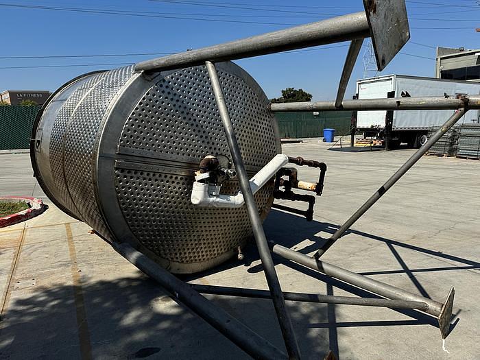 Used Stainless steel agitated dimple jacketed mix tank, approximately 3,000 Gallon