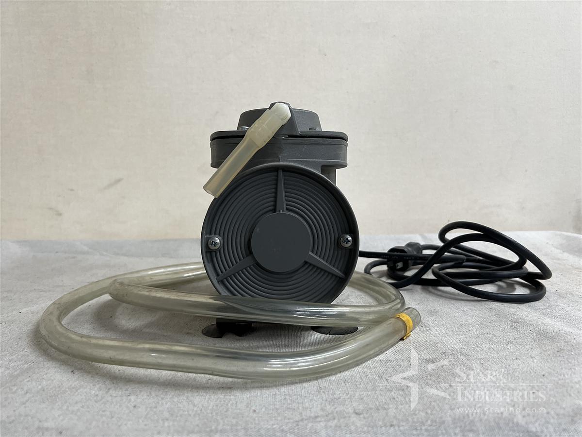 Used Thomas Pumps & Compressors Vacuum Pump/Compressor