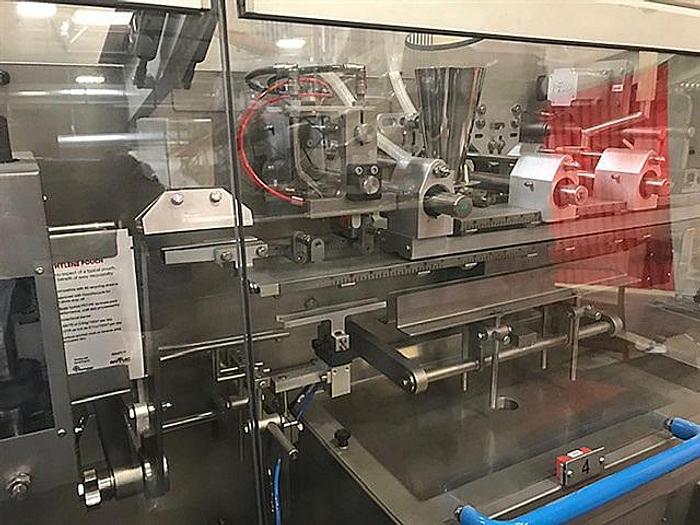 Used Effytec HB151 Horizontal Form/Fill/Seal Machine