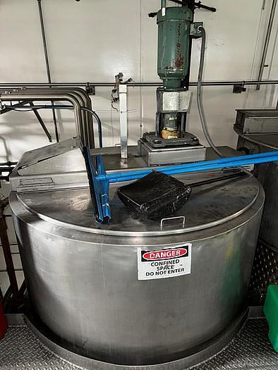 Used Tank, 850 Gallon, Stainless Steel, Jacketed, Agitated