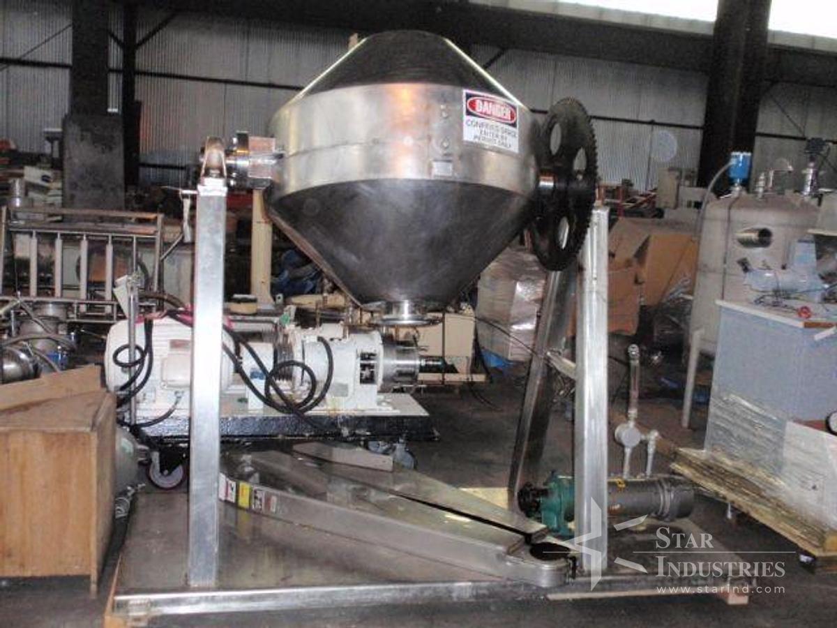Used 8.8 CU FT PAUL ABBE DOUBLE CONE VACUUM DRYER, 316 S/S
