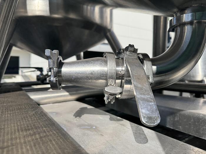 Used Tank, 450 Gallon, 316 Stainless Steel, Dome Top, Cone Bottom, Portable