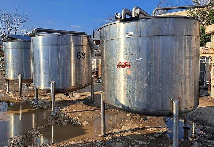 Used Tank, 1,300 Gallon, 316 Stainless Steel, Dish Bottom, JV Northwest