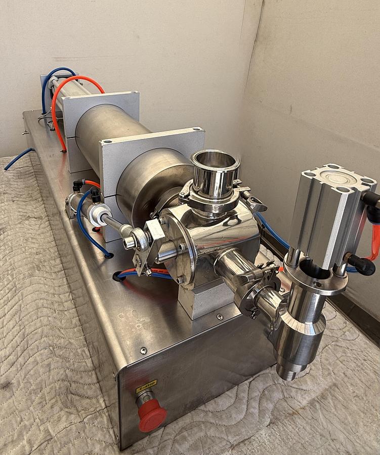 Used Liquid filling Machine 