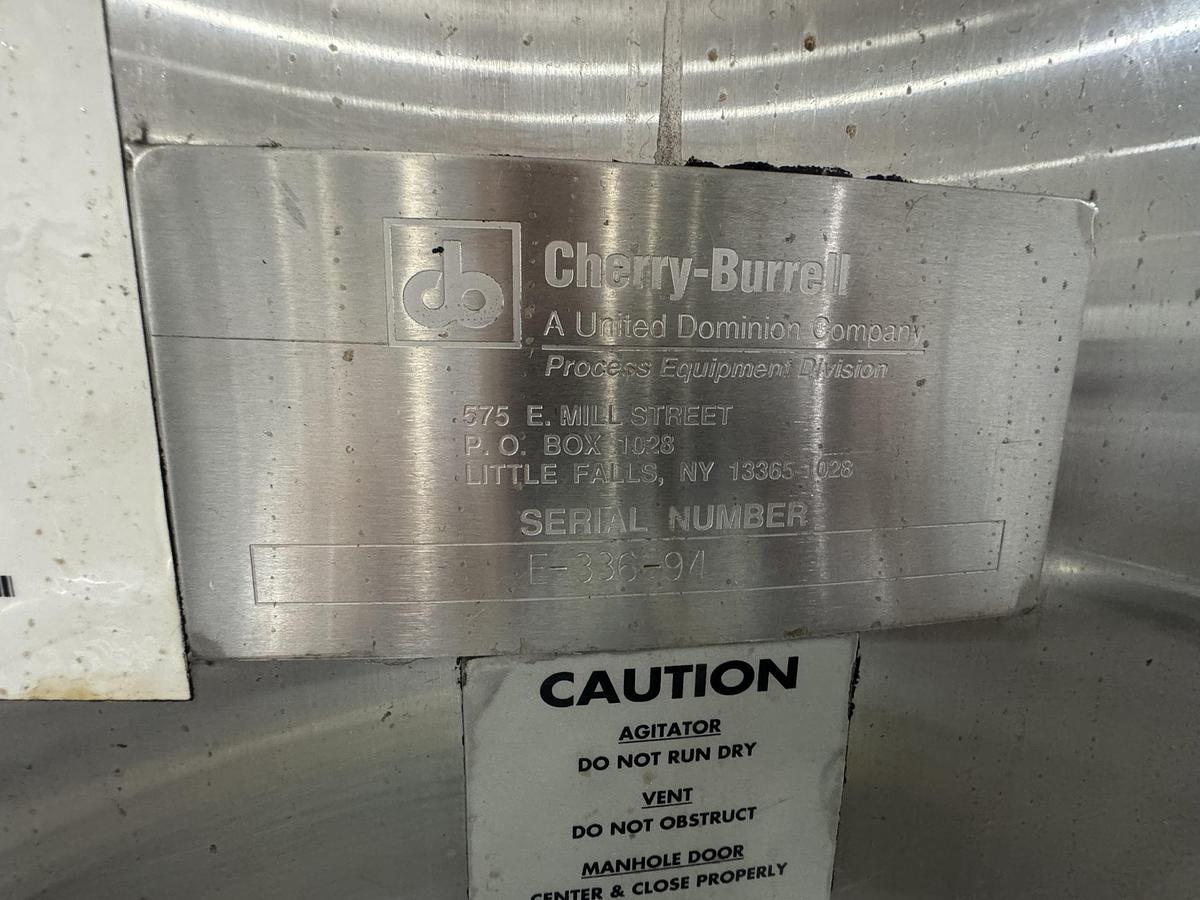 Used 6,800 gallon Silo Tank