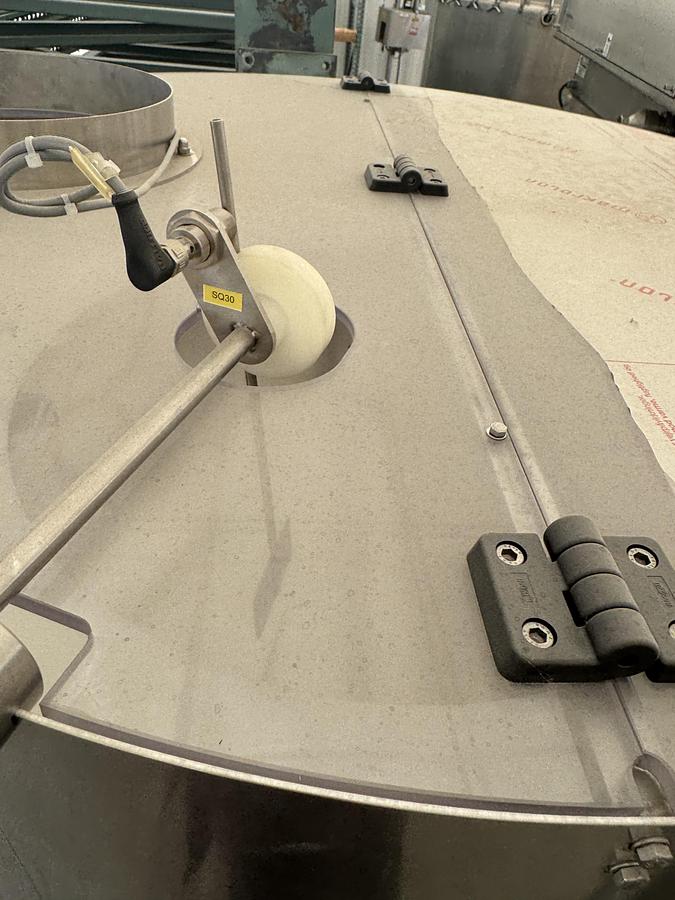 Used Arol Capper with Hopper and Elevator