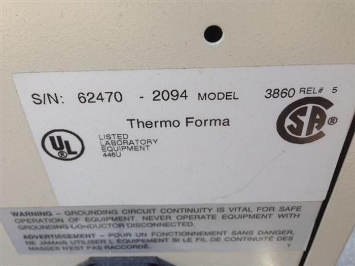Used Thermo Forma CO2 Incubator, Model 3860