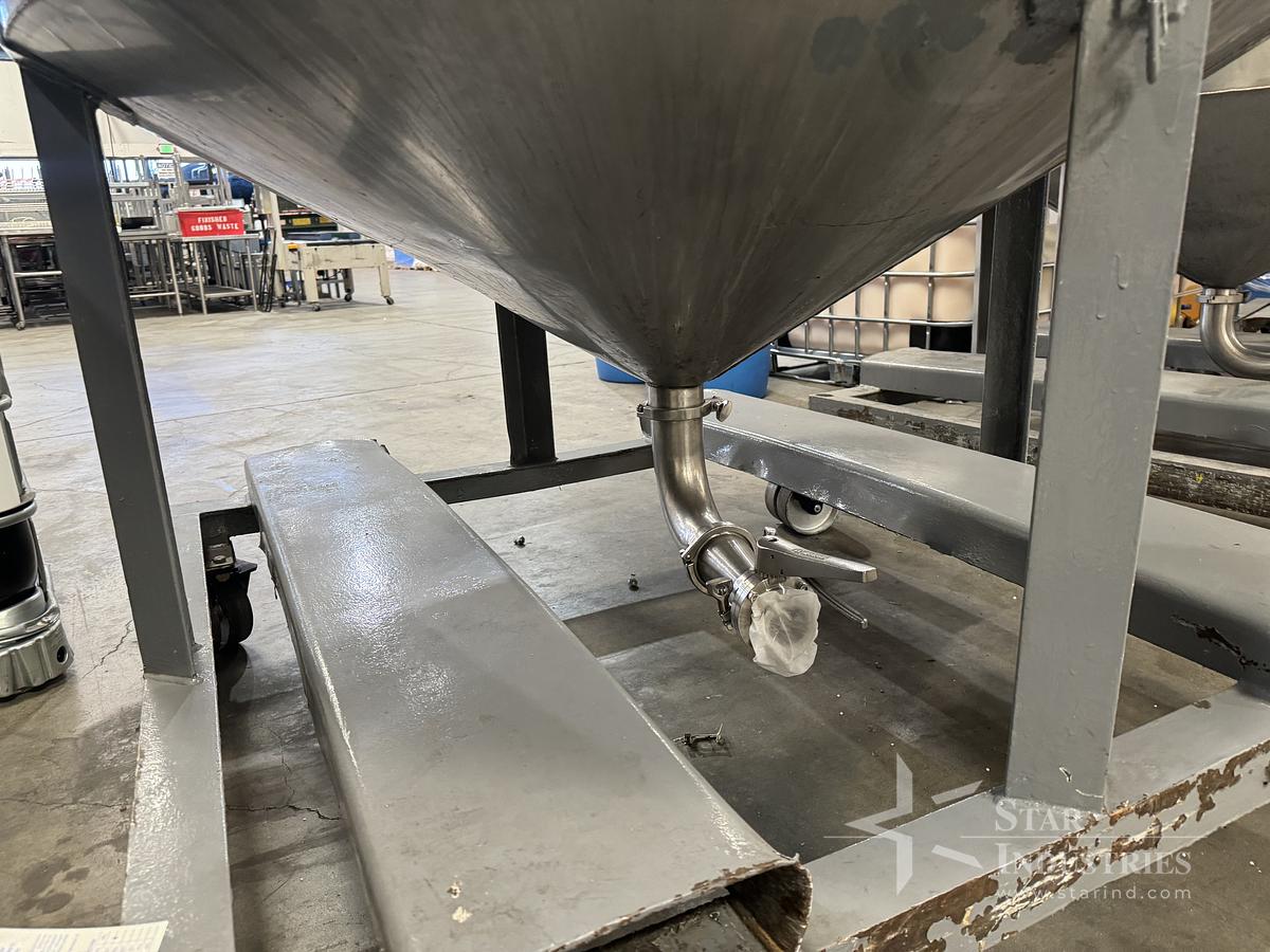 Used Tank, 750 Gallon, Stainless Steel, Cone Bottom,