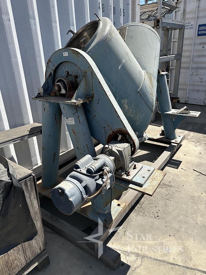 Used 10 c.f. S.S. Patterson-Kelley V-blender