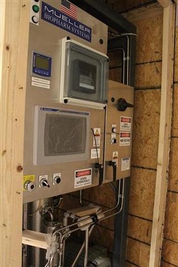 Used 36 liter Bellco Glass Reactor w/ Mixer