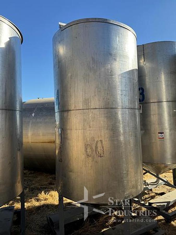 Used Tank, 750 Gallon, Stainless Steel, Cone Bottom