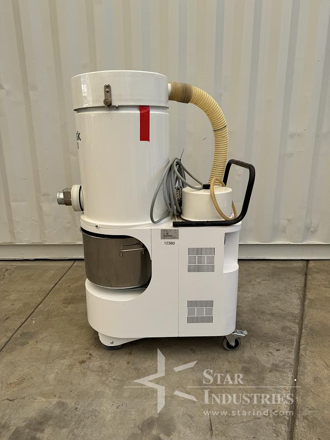 Used Nilfisk VHW420 Dust Collector