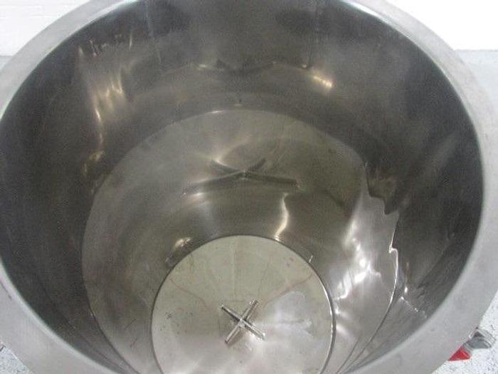 Used 30 GAL STAINLESS STEEL TANK