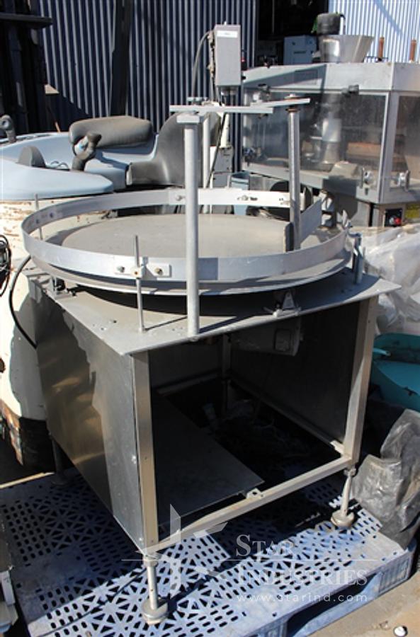 Used 30" Accumulating Table, Variable speed