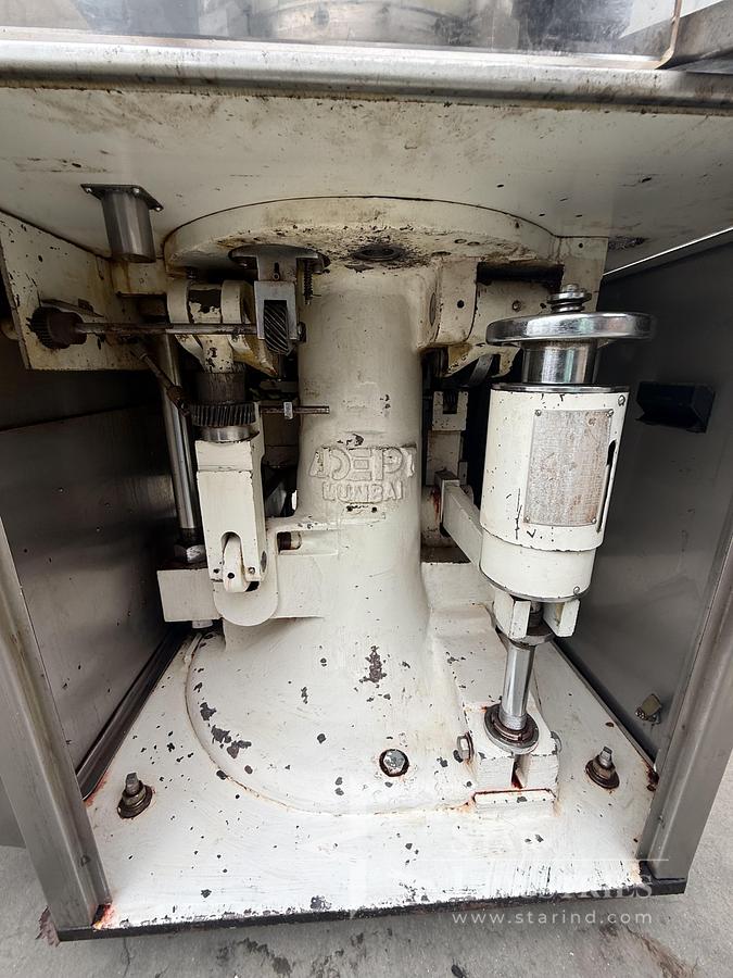 Used Adept Tablet Press