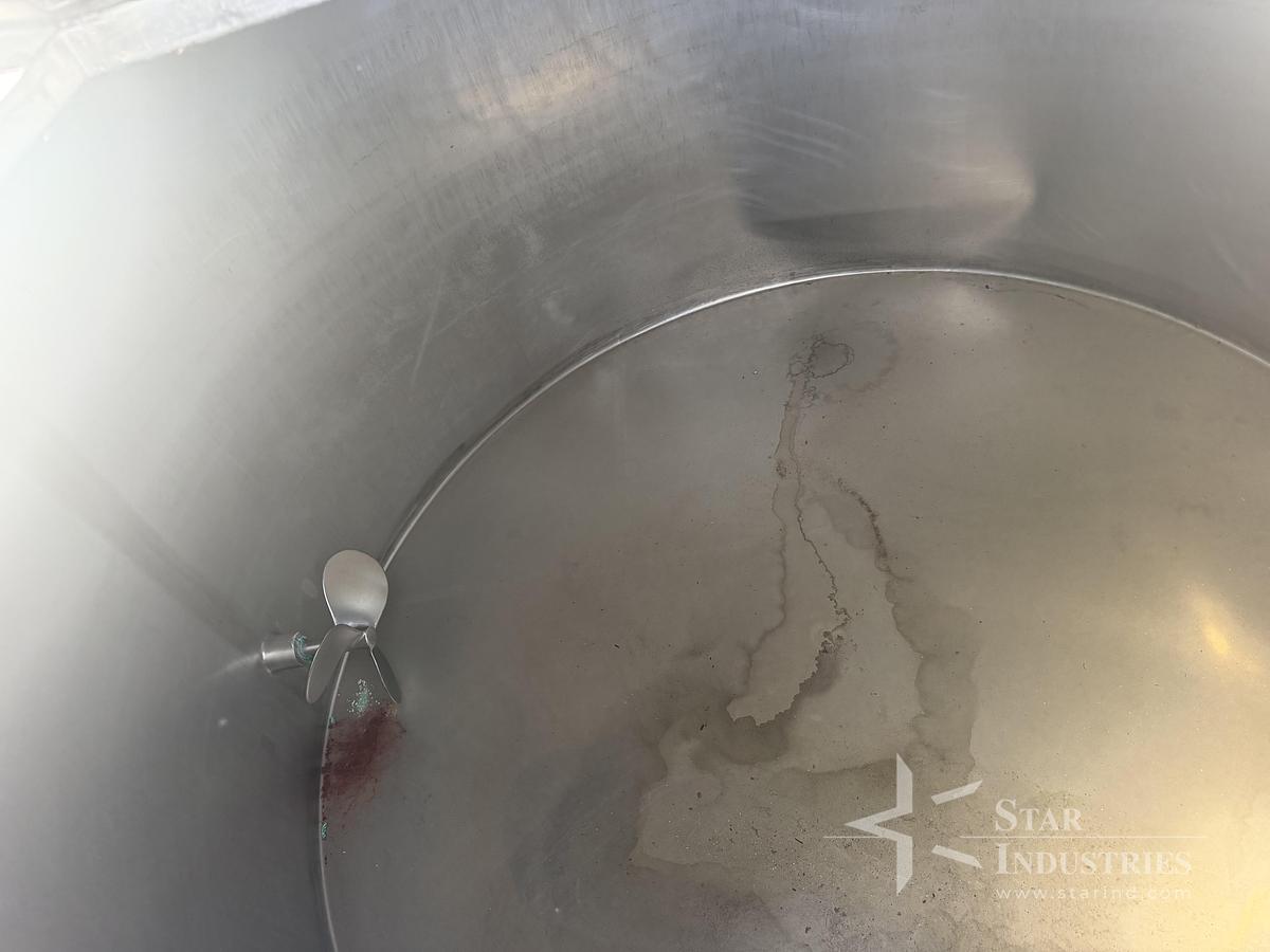 Used 1000 gallon SS Holding tank with small side mixer