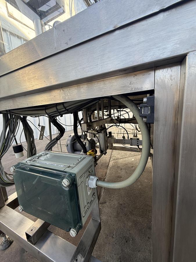 Used FILLER AND SEALER MACHINE