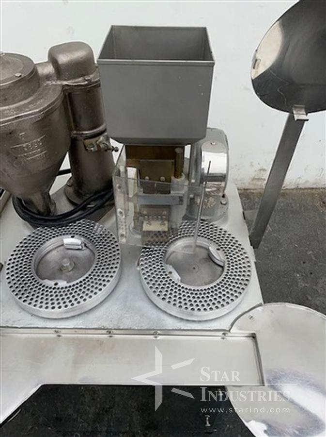 Used Shionogi Qualicaps Semi-Automatic Capsule Filler, Model 8S