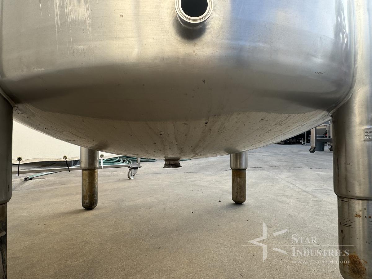 Used 1,000 gallon DCI s.s. Tank