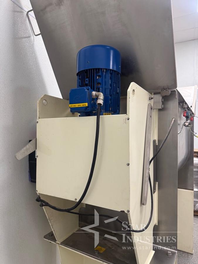 Used Ross 25 c.f. s.s. Ribbon Blender, Model RB42B-25
