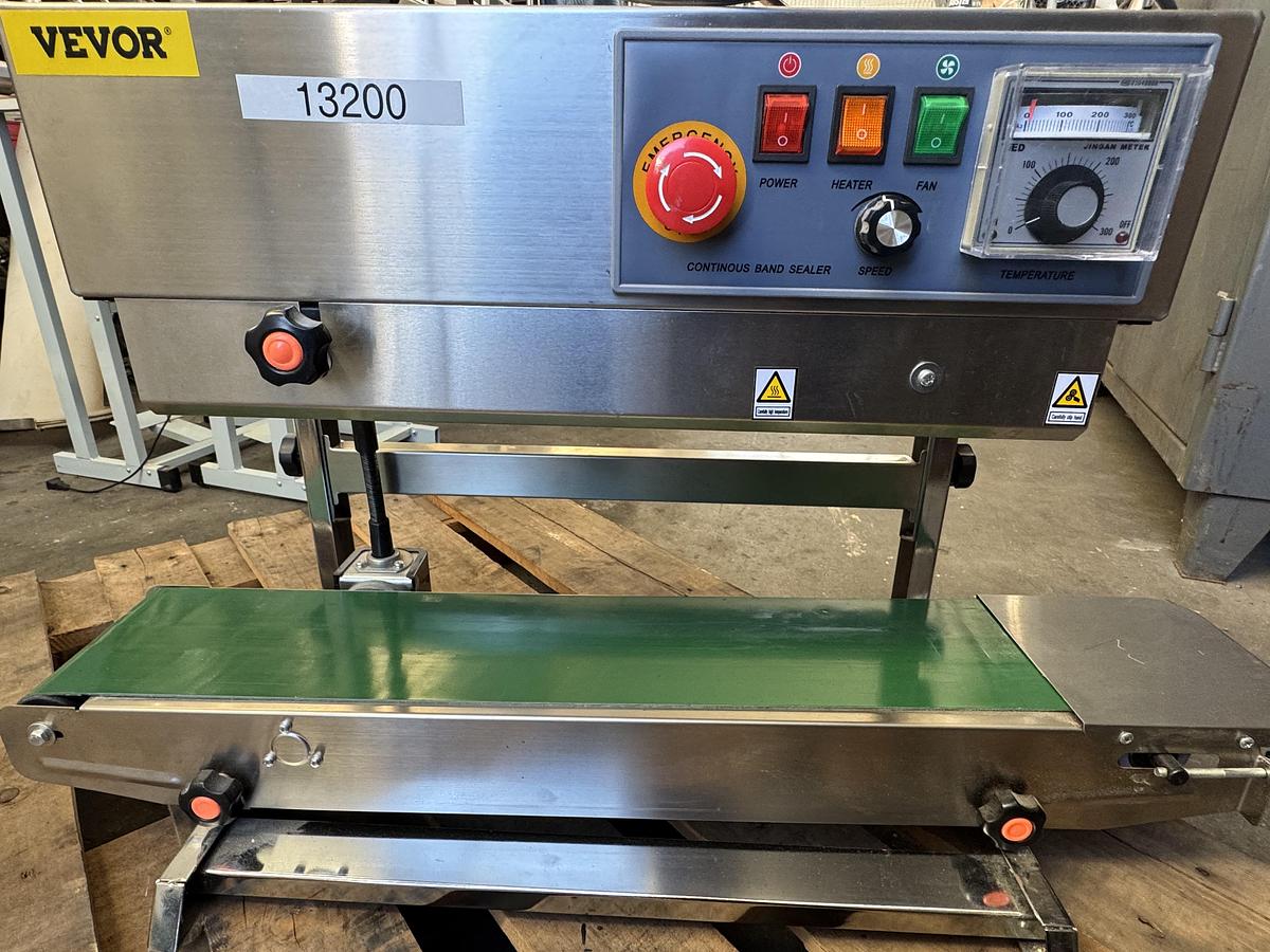 Used VEVOR HEAT SEALER