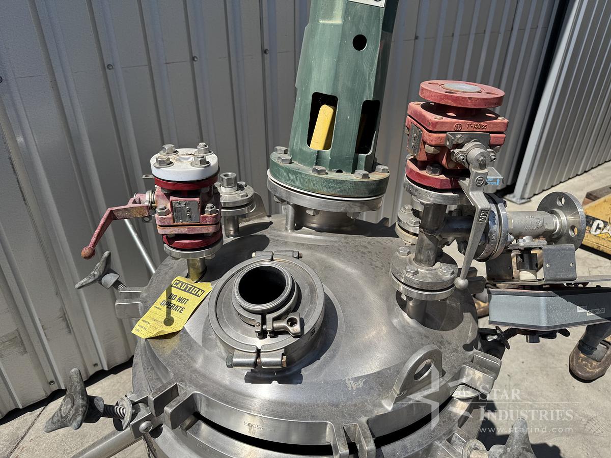 Used 30 gallon Lee Reactor w/ Lightnin Mixer