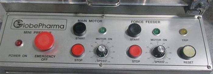 Used GLOBEPHARMA MINIPRESS, 10 STATION