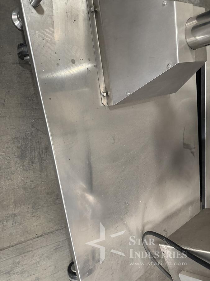 Used Pharma Pack Cleated Cap Elevator