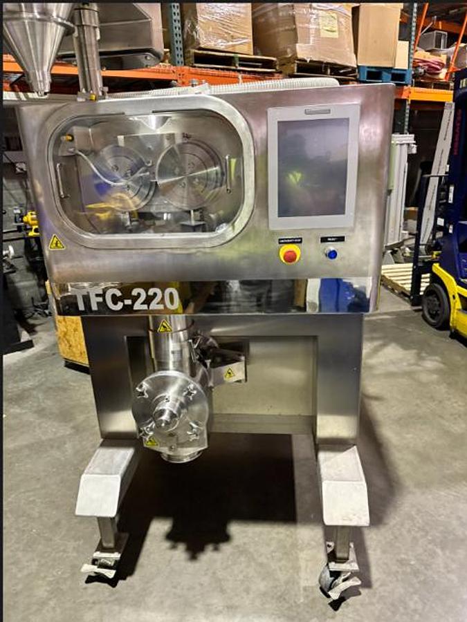 Used FREUND VECTOR TFC-220