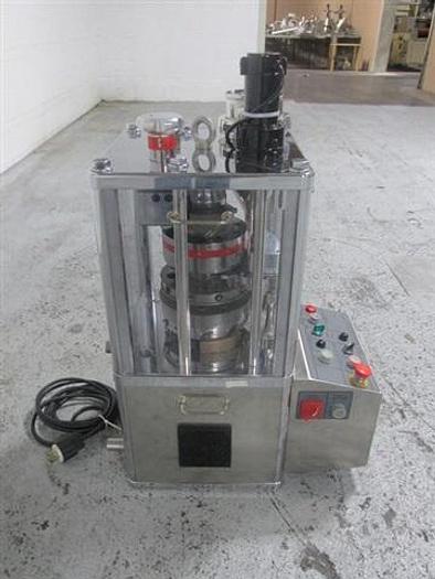 Used Dott Bonapace CPR-25 Tablet Press