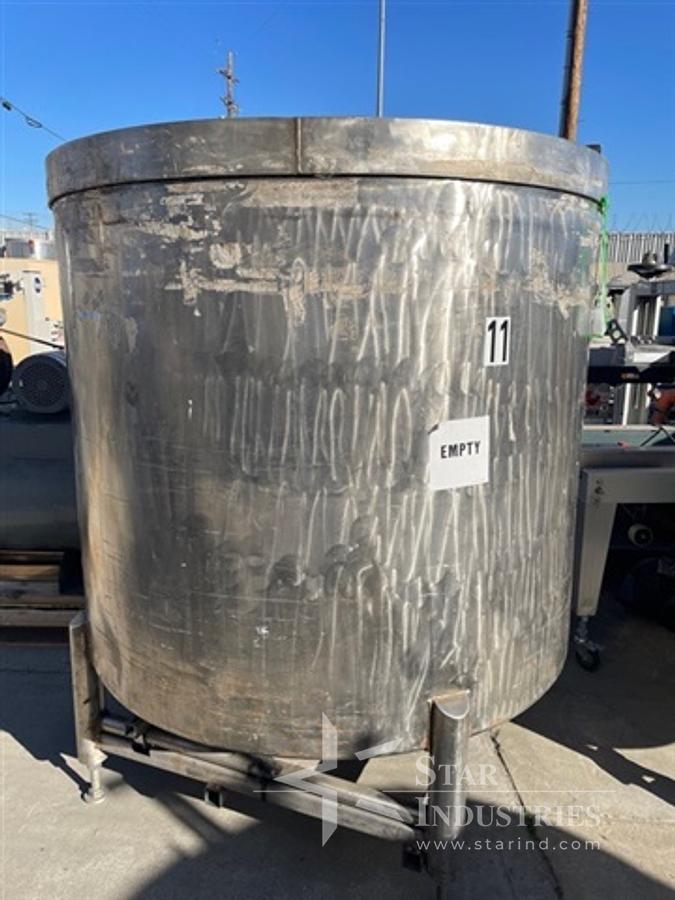 Used Stainless Steel Tank 600 gallons